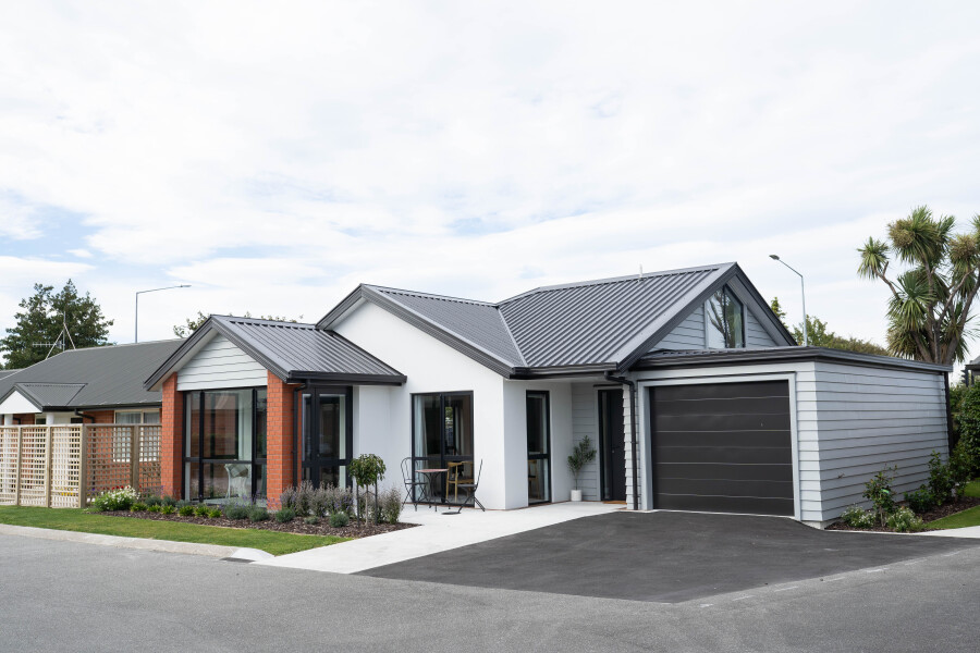 Includes optional conservatory